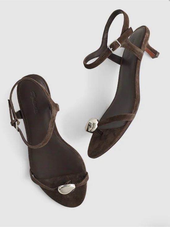 Madewell Shoes - Madewell Mila sculpted hardware thong sandal in suede, NWT, charred oak, size 8